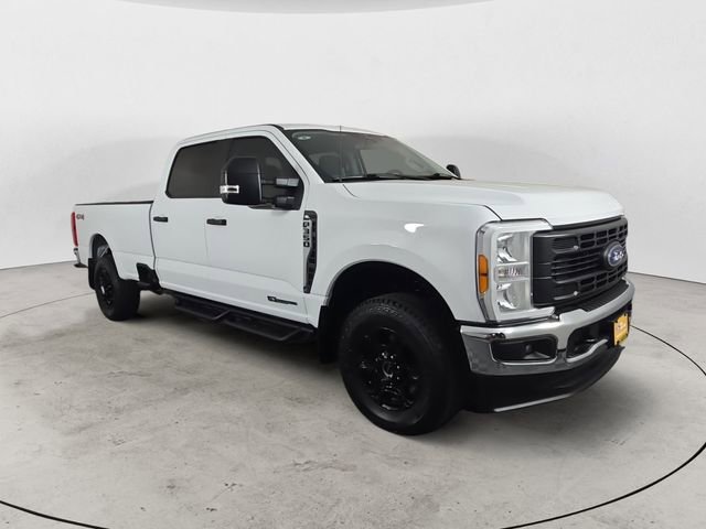 Certified 2023 Ford F350 XL w/ Snow Plow/Camper Package AWD/4WD image 7