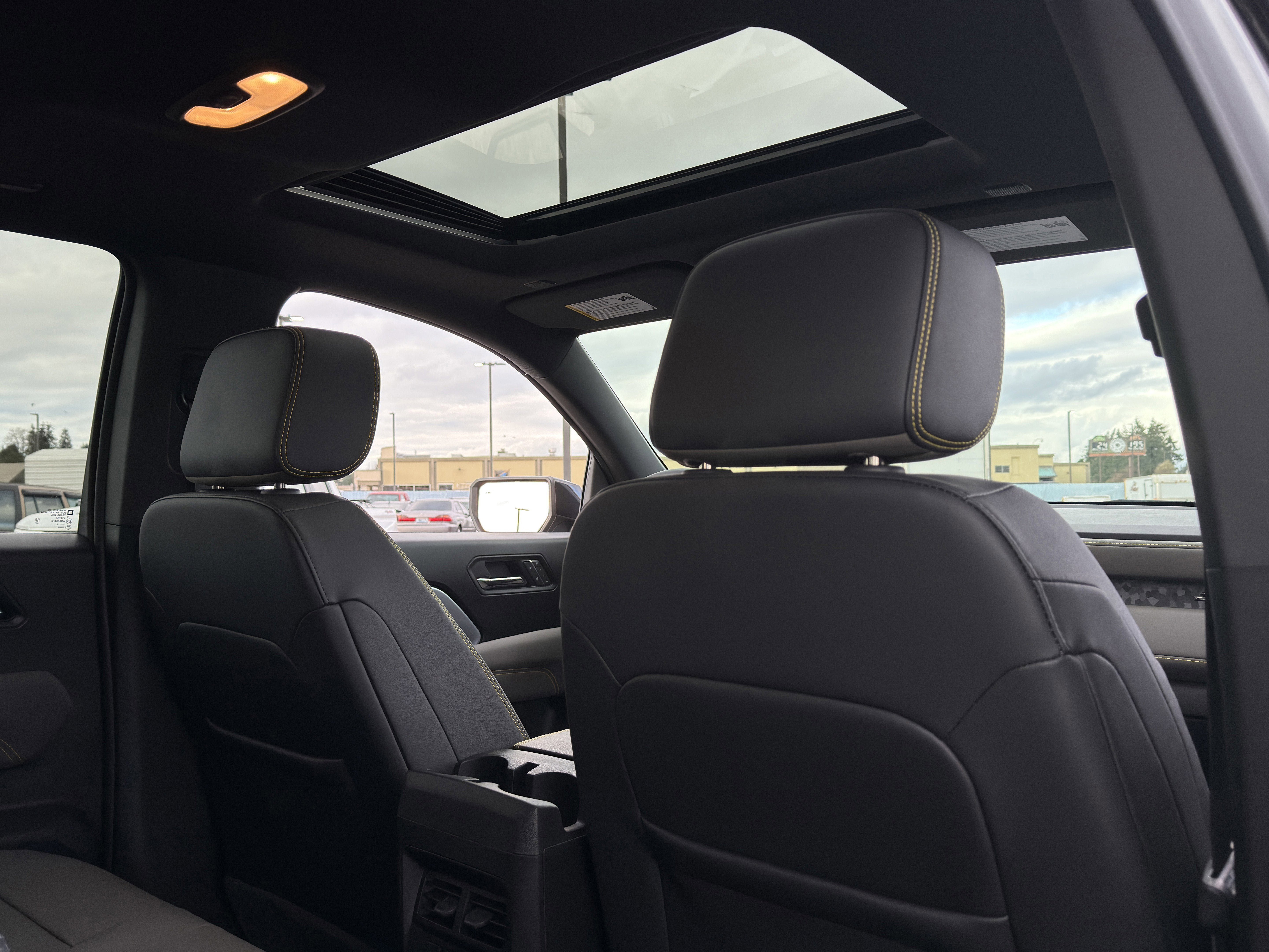 New 2026 Chevrolet Traverse LT w/ Driver Confidence Package image 25
