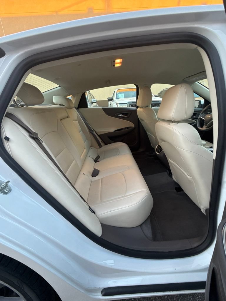 Used 2024 Chevrolet Malibu LT FWD image 20