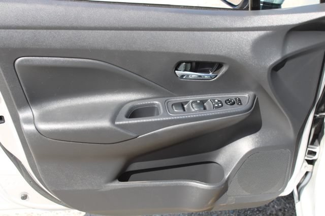 Used 2024 Nissan Versa SV FWD image 13