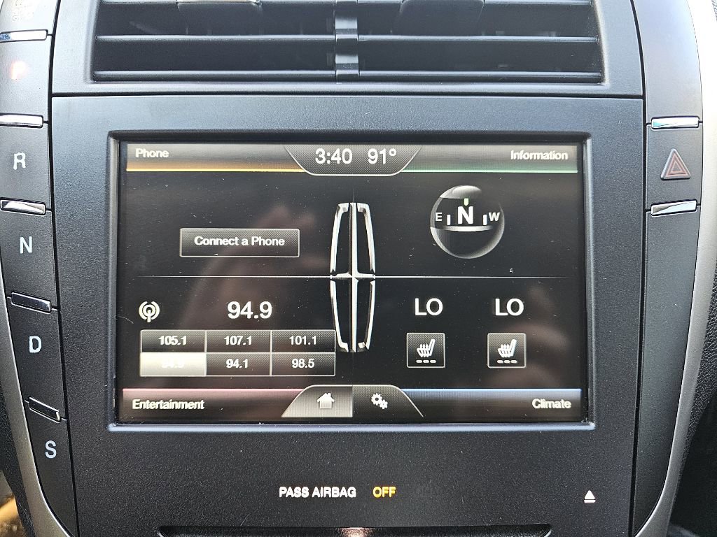 Used 2015 Lincoln MKZ AWD image 23