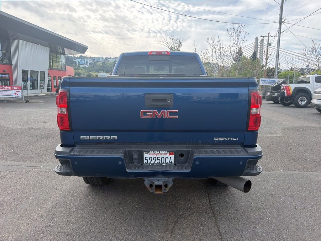 Used 2016 GMC Sierra 2500 Denali w/ Driver Alert Package AWD/4WD image 4