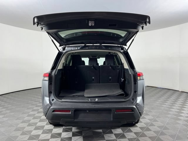 Used 2024 Nissan Pathfinder SV FWD image 48