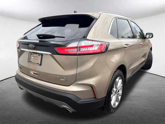 Used 2020 Ford Edge Titanium image 14