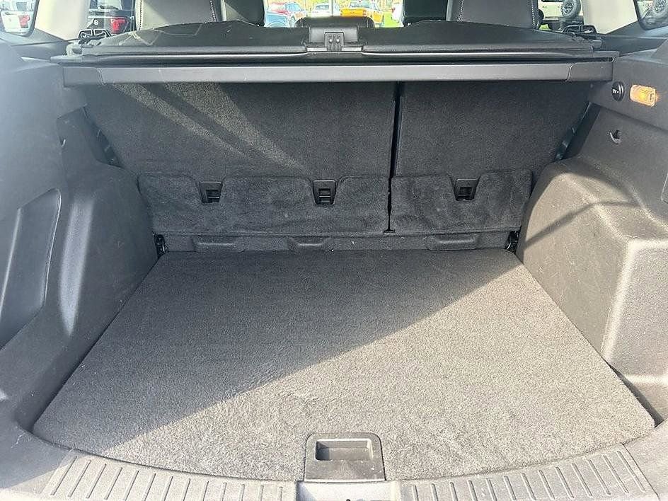 Used 2018 Ford Escape SE w/ SE Sport Appearance Package AWD/4WD image 30