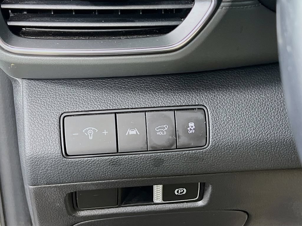 Certified 2023 Hyundai Santa Fe SEL AWD/4WD image 9
