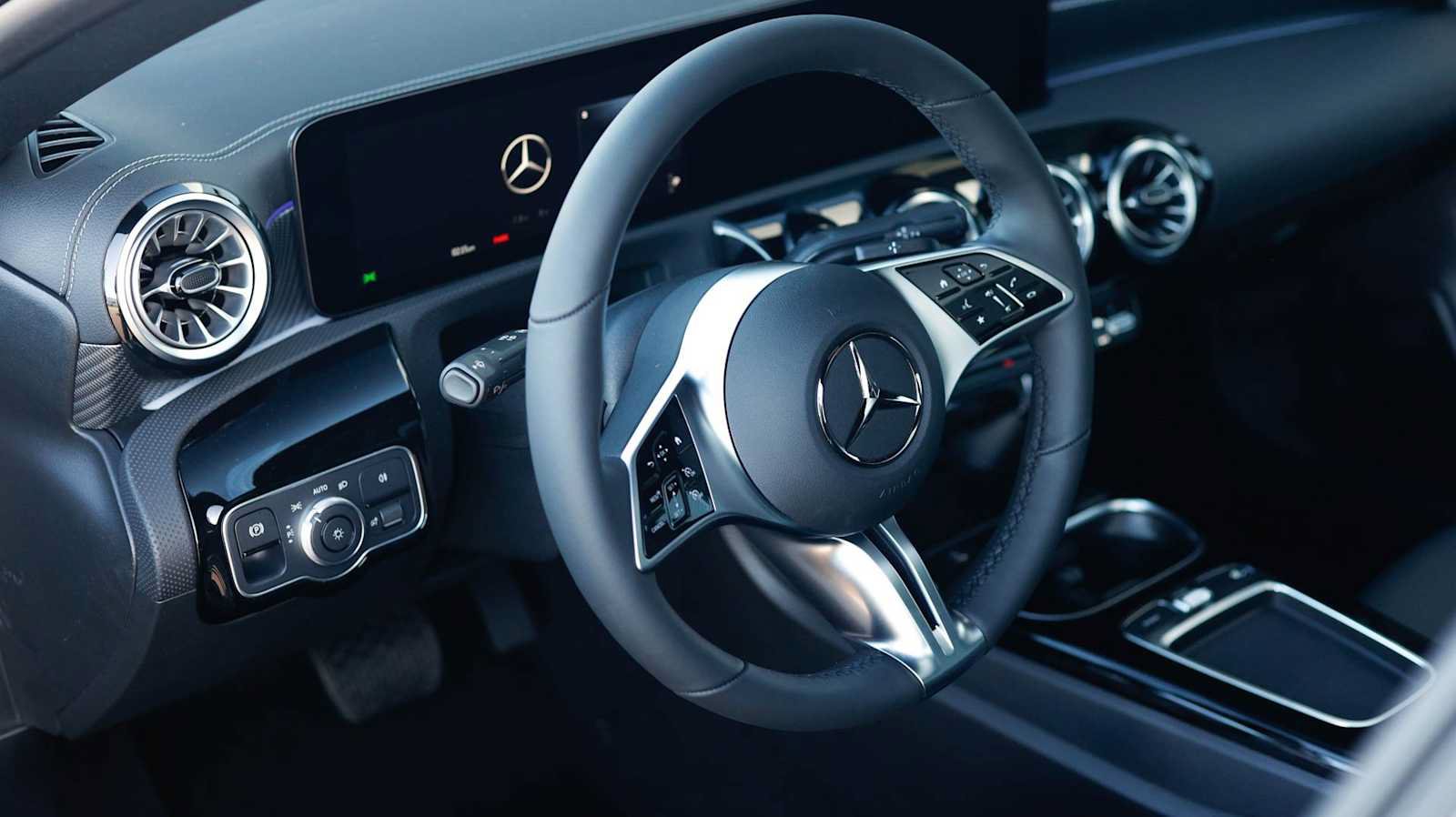 Certified 2026 Mercedes-Benz CLA 250 4MATIC image 27