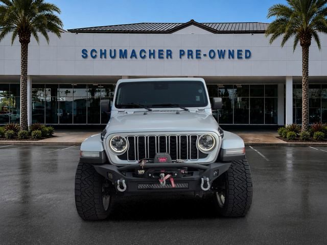Used 2024 Jeep Wrangler Unlimited Sahara AWD/4WD image 2