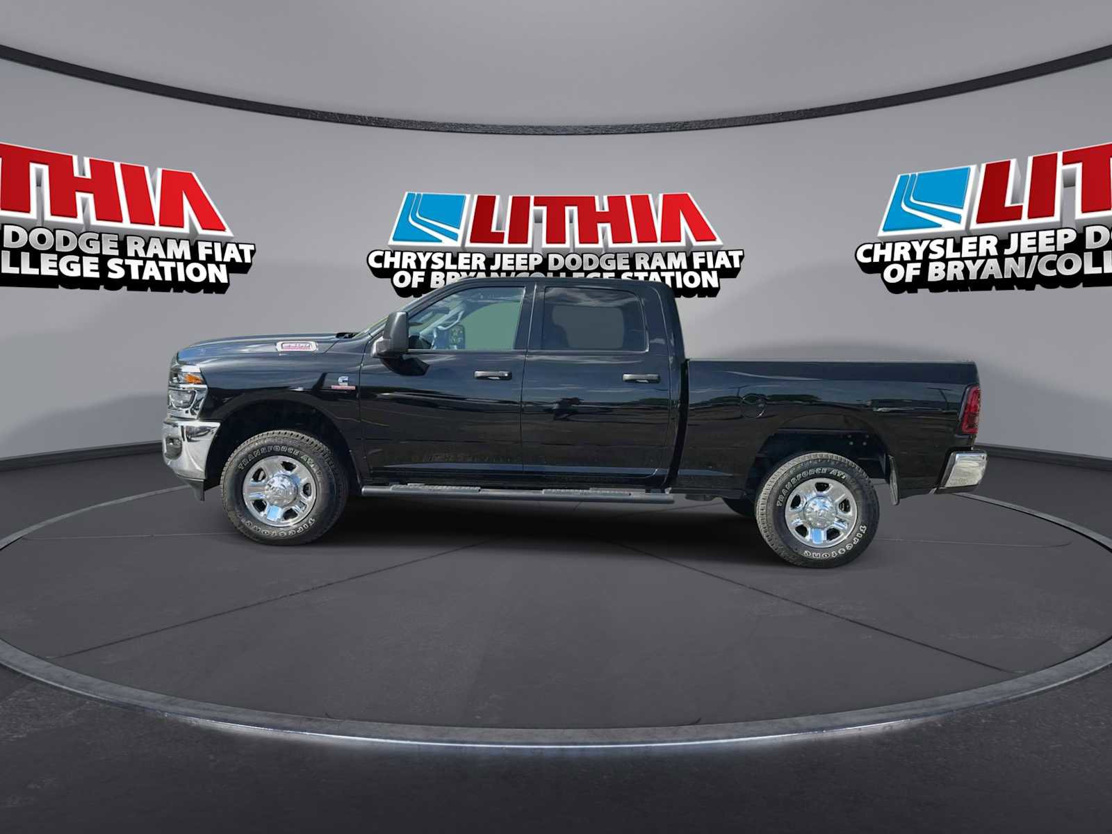 Used 2026 RAM 2500 Tradesman w/ Chrome Appearance Group image 5