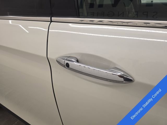 Used 2017 Honda Ridgeline RTL-E image 8