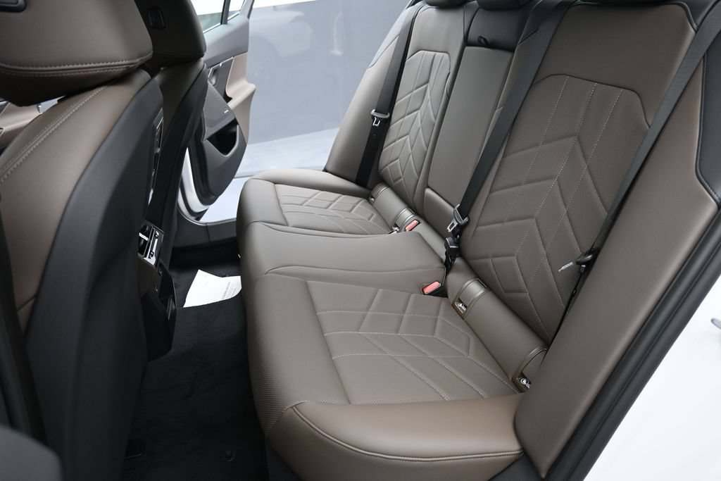 New 2027 BMW 530i xDrive w/ Premium Package AWD/4WD image 16