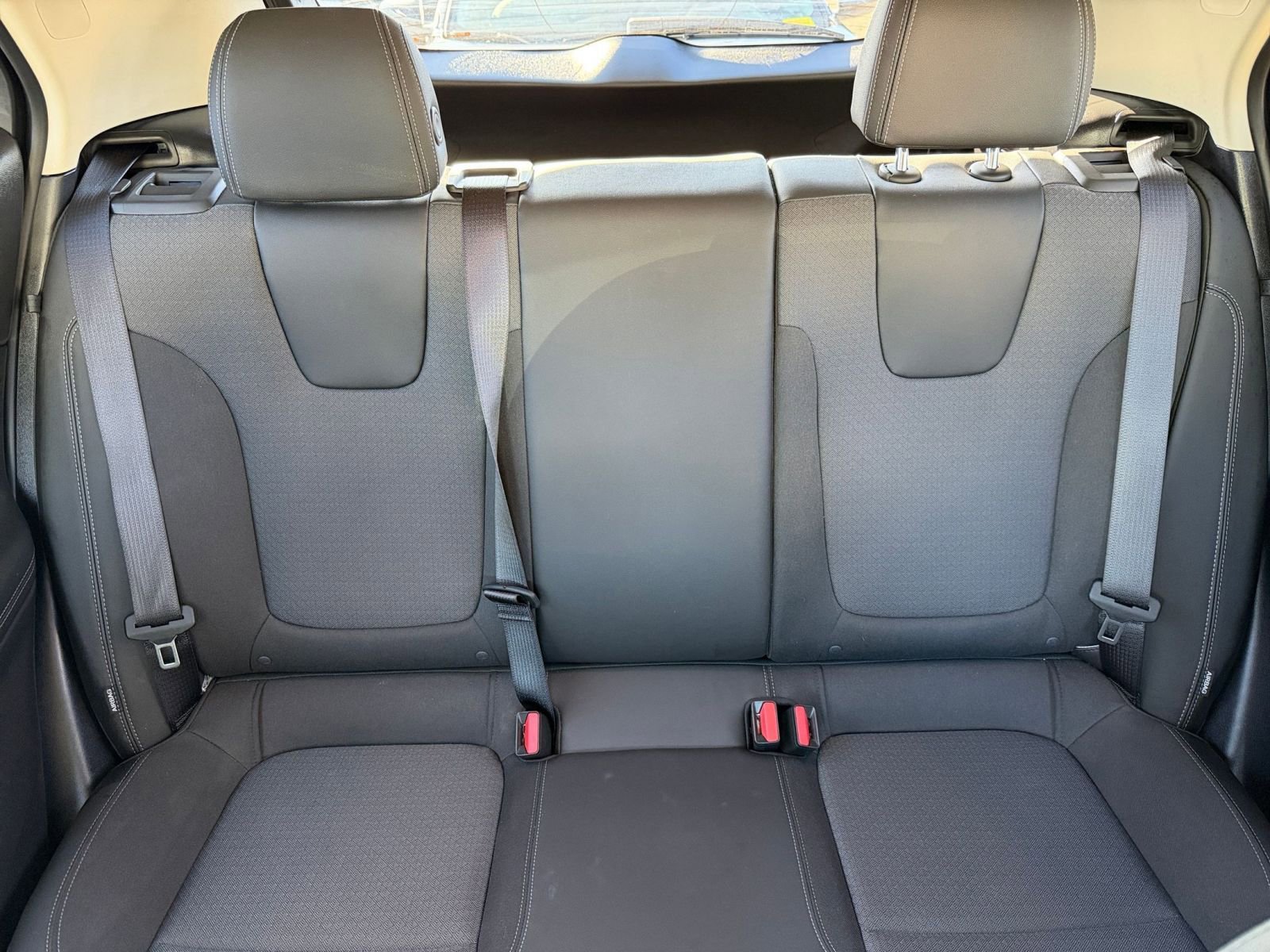 Used 2025 Buick Encore GX Preferred image 36