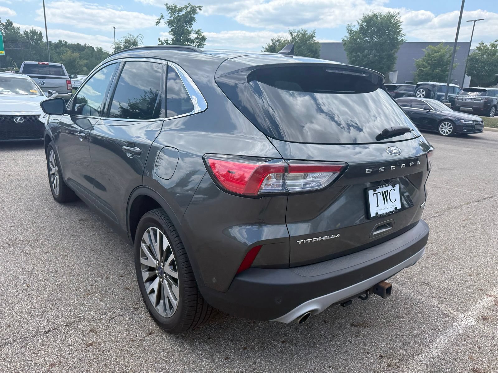 Used 2020 Ford Escape Titanium AWD/4WD image 7