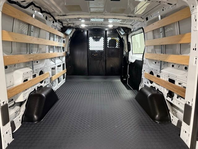 Used 2024 Ford Transit 250 Low Roof AWD w/ Exterior Upgrade Package image 32