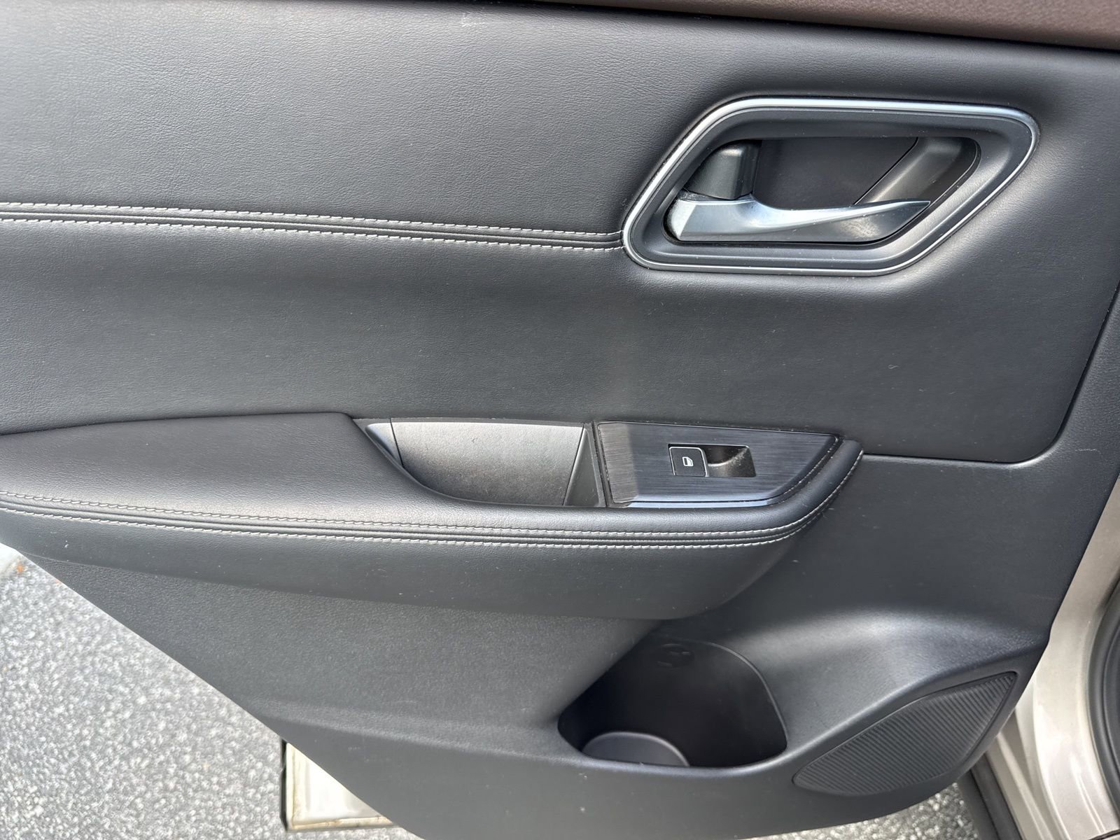 Used 2021 Nissan Rogue Platinum image 13