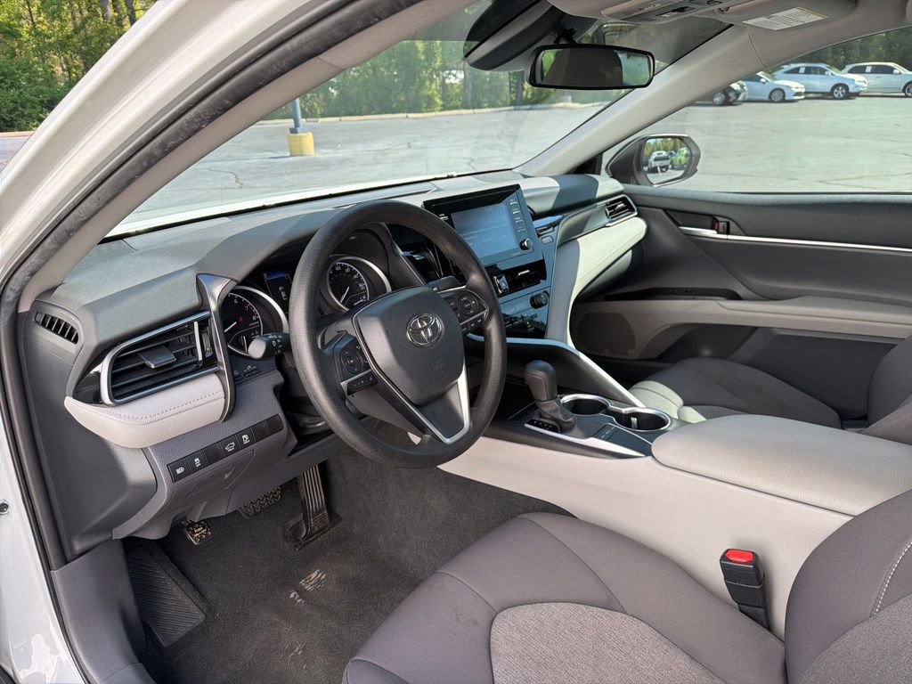 Used 2023 Toyota Camry LE FWD image 38