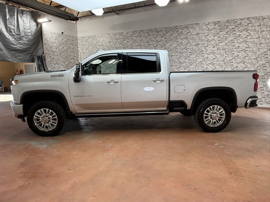 Used 2023 Chevrolet Silverado 3500 High Country w/ Z71 Off-Road Package image 4