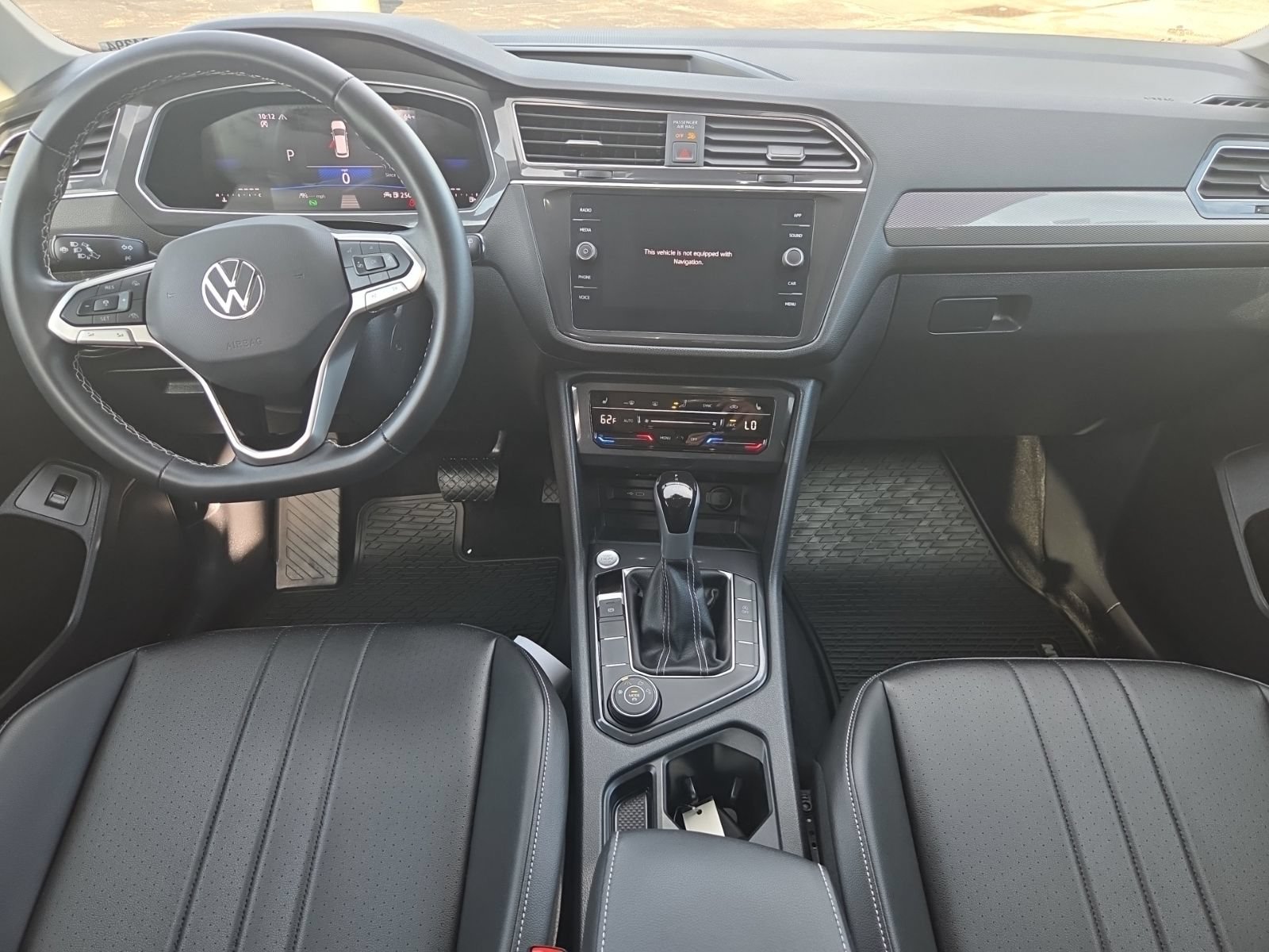 Certified 2024 Volkswagen Tiguan SE AWD/4WD image 23