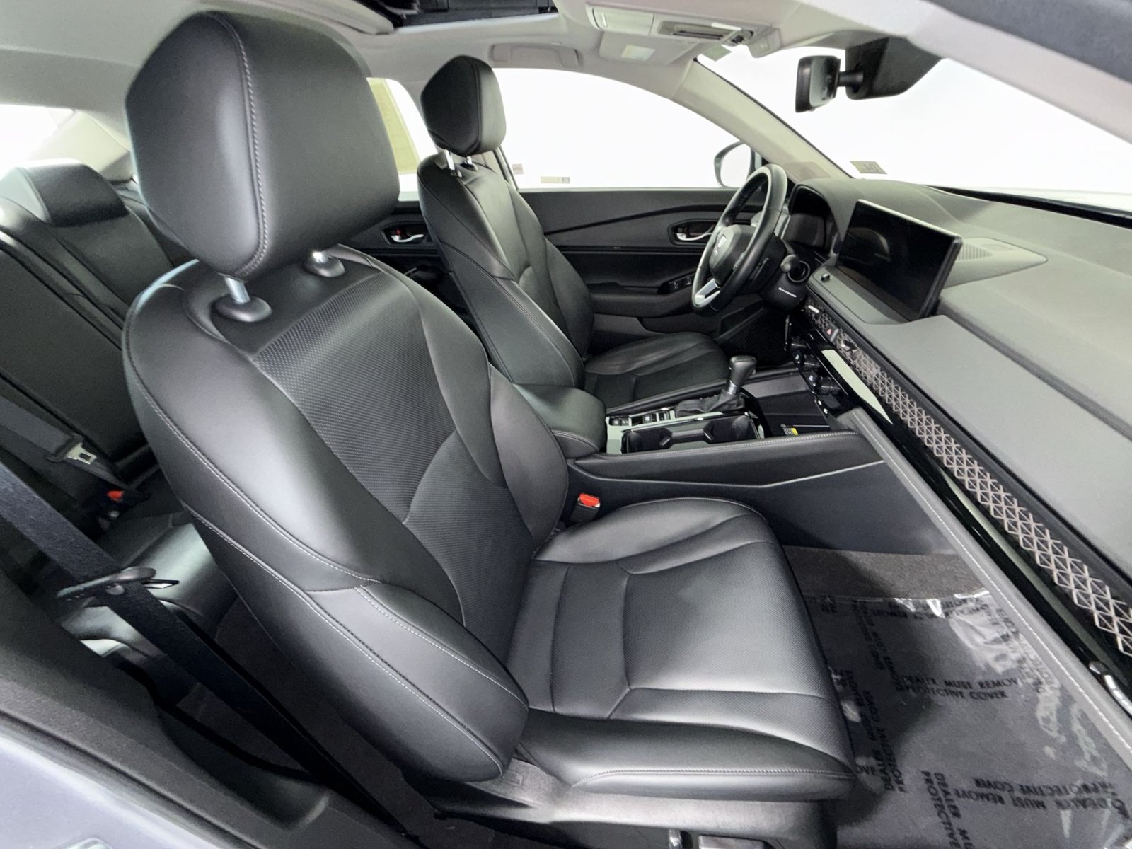 Used 2024 Honda Accord Touring image 27