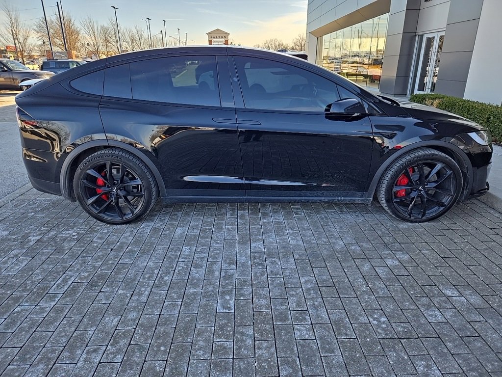 Used 2026 Tesla Model X Plaid image 4