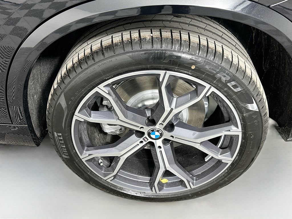 Used 2026 BMW X5 xDrive50e w/ M Sport Package AWD/4WD image 23