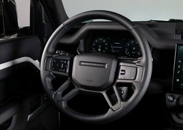 New 2026 Land Rover Defender 110 X-Dynamic SE image 12