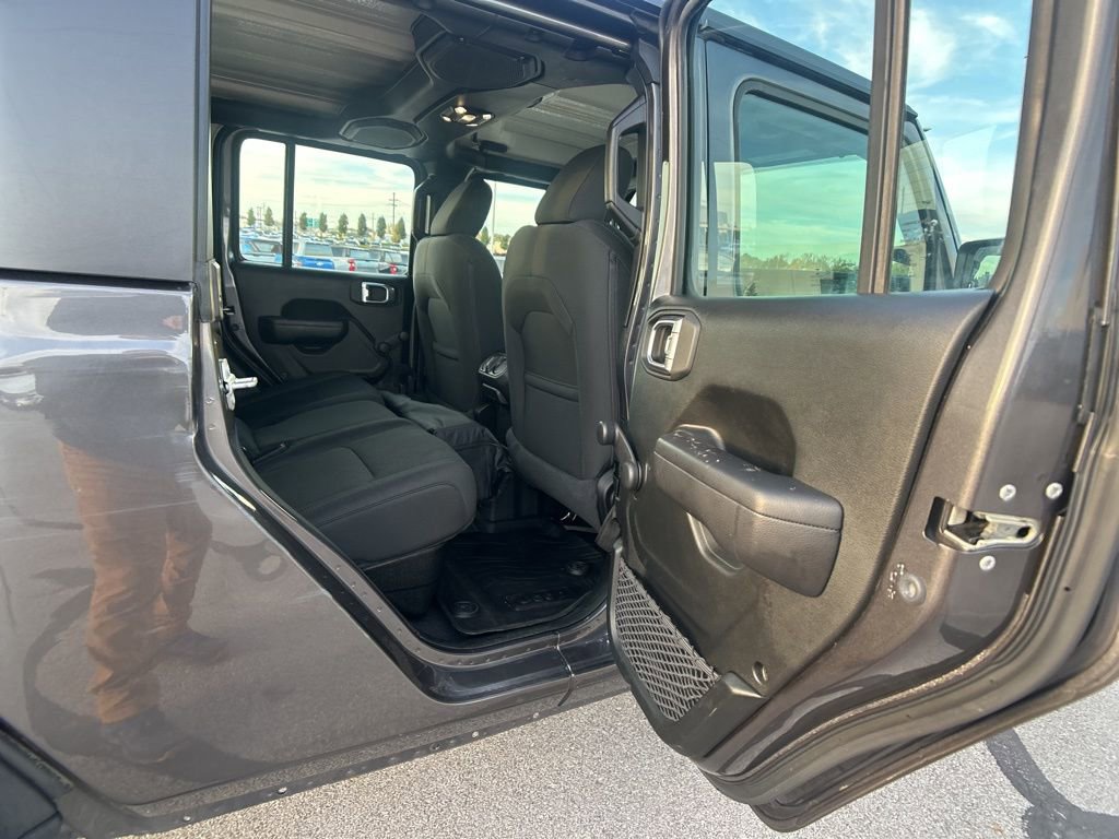 Used 2021 Jeep Gladiator Sport AWD/4WD image 34