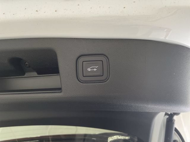 New 2025 Chevrolet Blazer EV LT AWD/4WD image 21