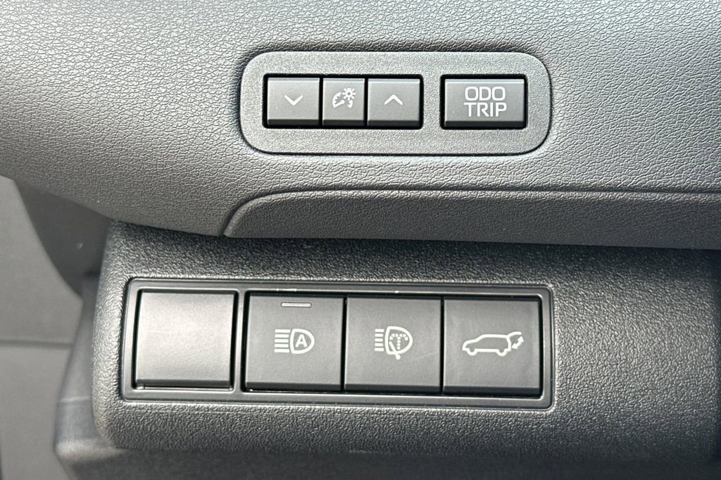 New 2026 Subaru Uncharted AWD image 30