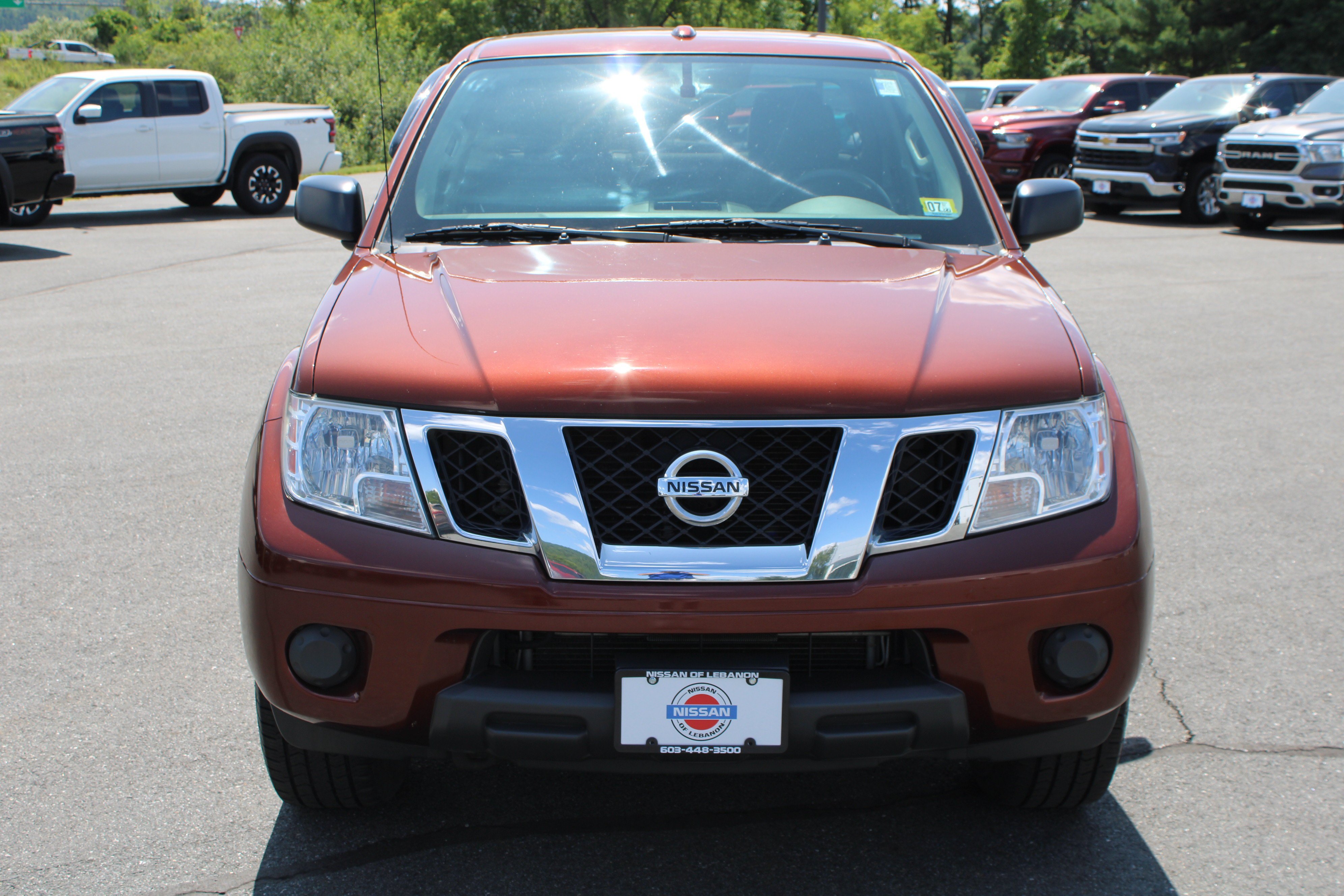 Used 2016 Nissan Frontier SV AWD/4WD image 2