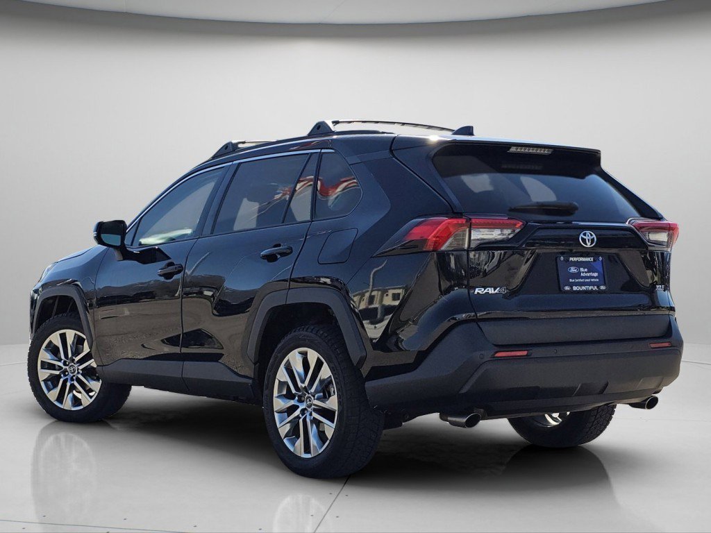 Used 2019 Toyota RAV4 XLE Premium w/ Advanced Technology Package image 22