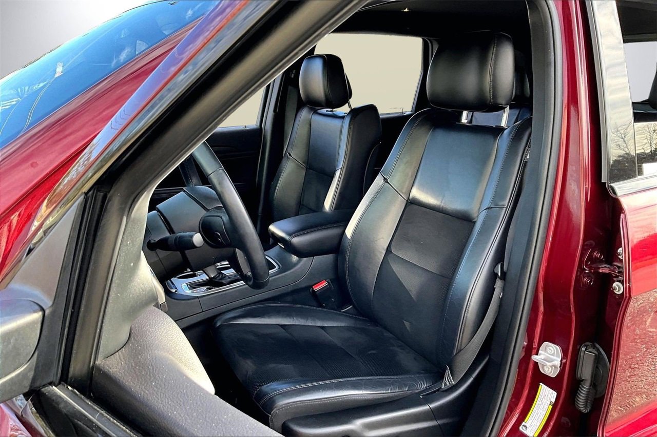 Certified 2018 Jeep Grand Cherokee Altitude image 20