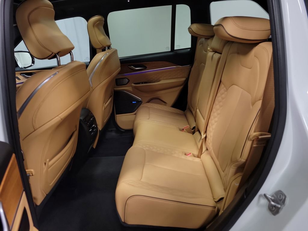 Used 2022 Jeep Grand Cherokee Summit image 23