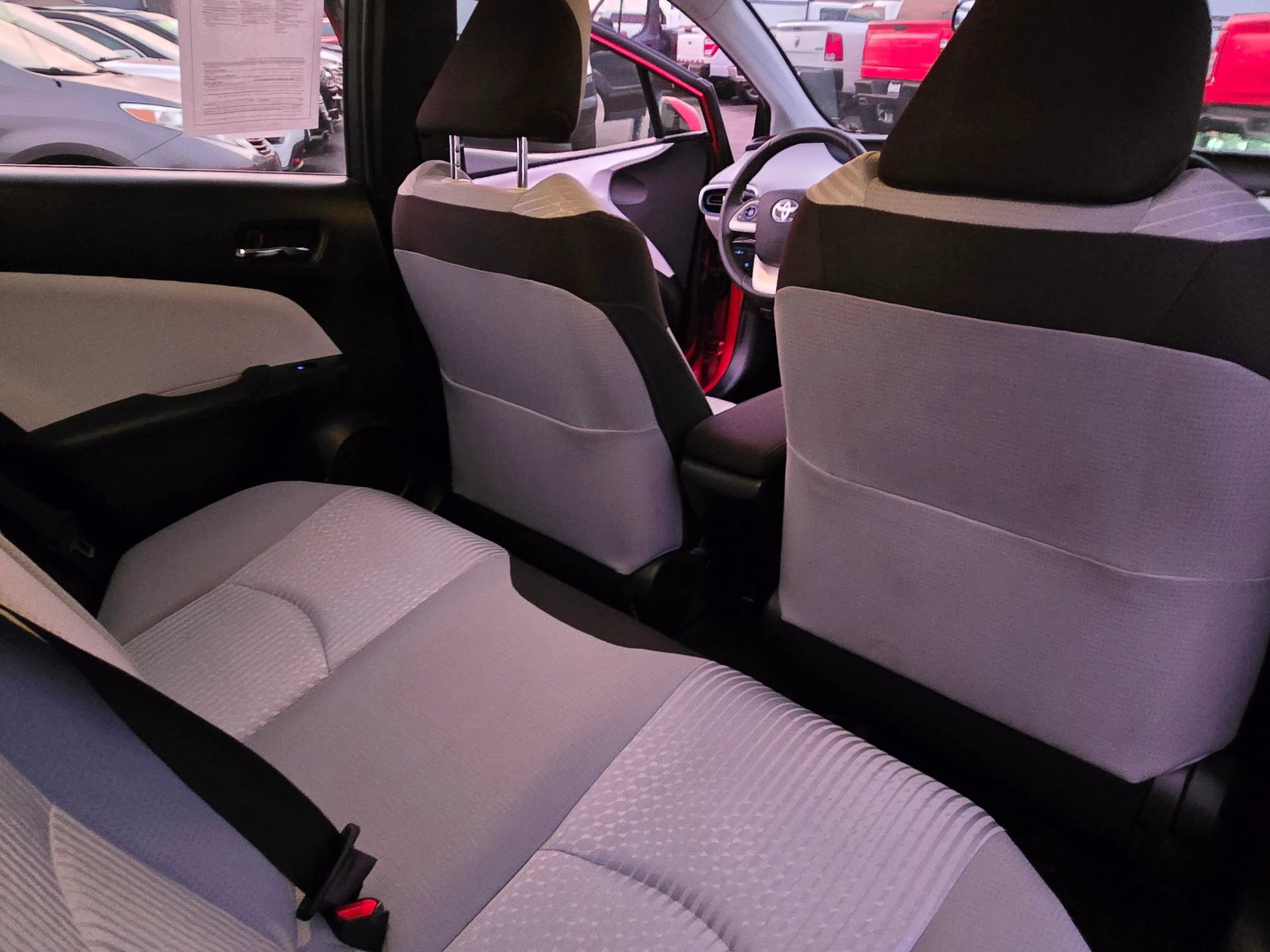 Used 2017 Toyota Prius Three image 58