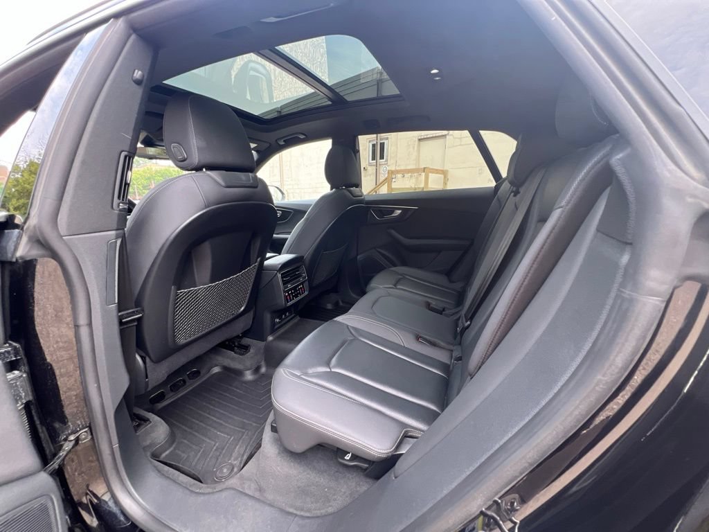 Used 2019 Audi Q8 Premium Plus w/ Premium Plus AWD/4WD image 16