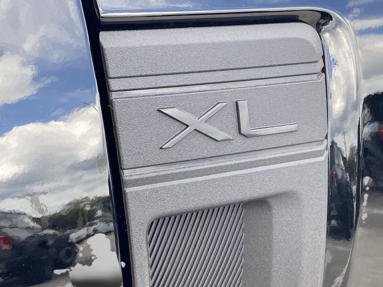 New 2026 Ford Maverick XL FWD image 10