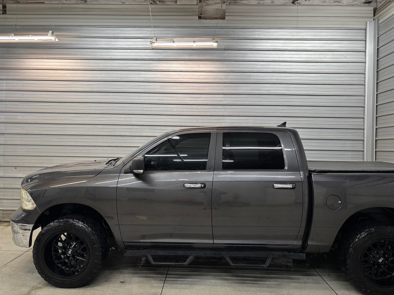 Used 2017 RAM 1500 Big Horn AWD/4WD image 3