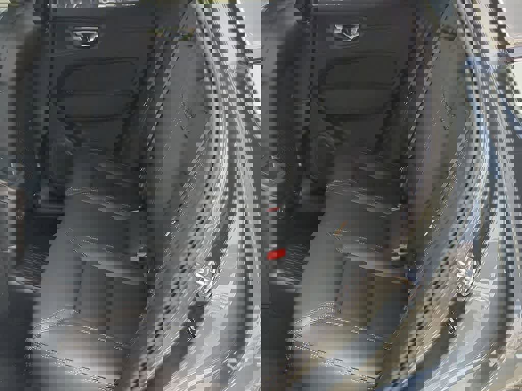 New 2026 Volvo XC60 T8 Ultra w/ Protection Package Premier AWD/4WD image 18