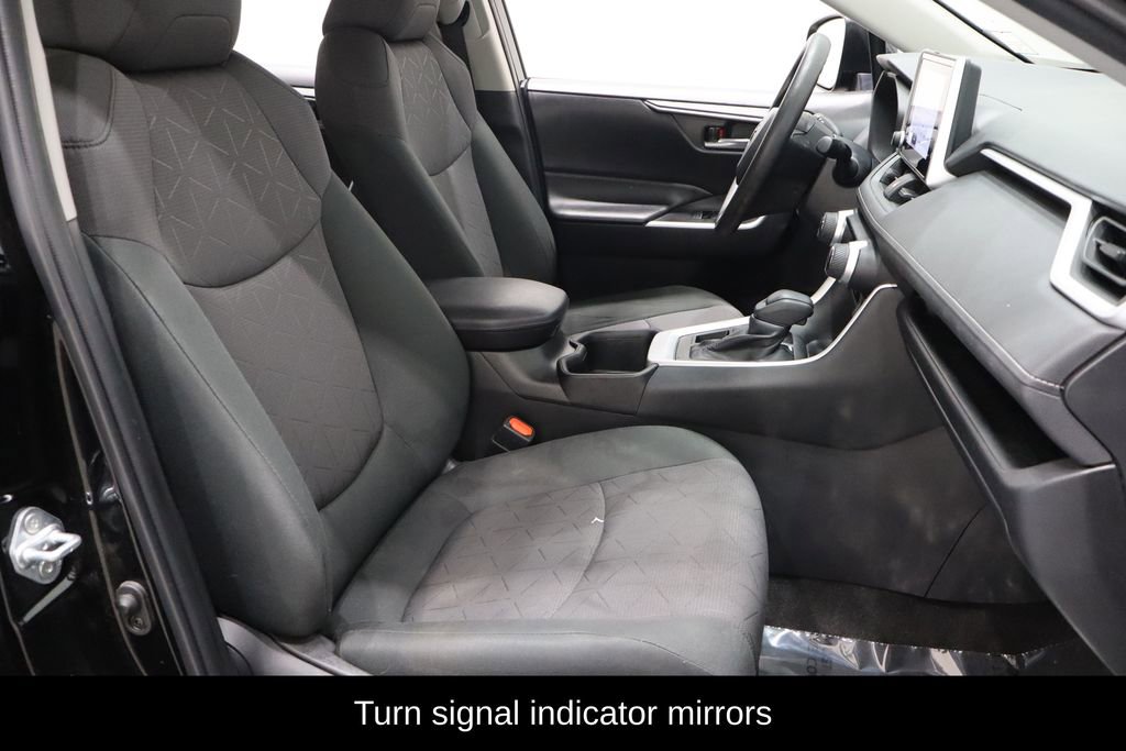 Used 2023 Toyota RAV4 XLE AWD/4WD image 14