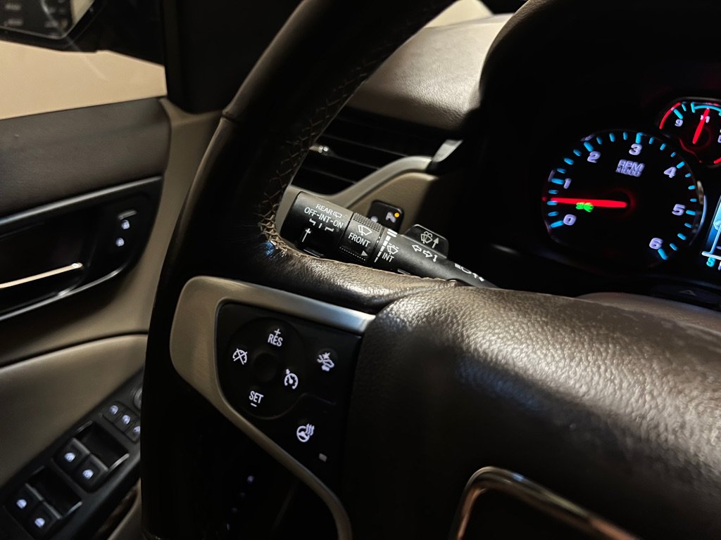 Used 2019 GMC Yukon SLT w/ Premium Edition RWD image 44
