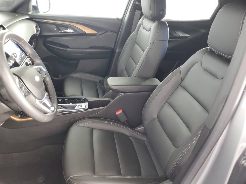 Used 2023 Chevrolet TrailBlazer ACTIV w/ Convenience Package FWD image 12