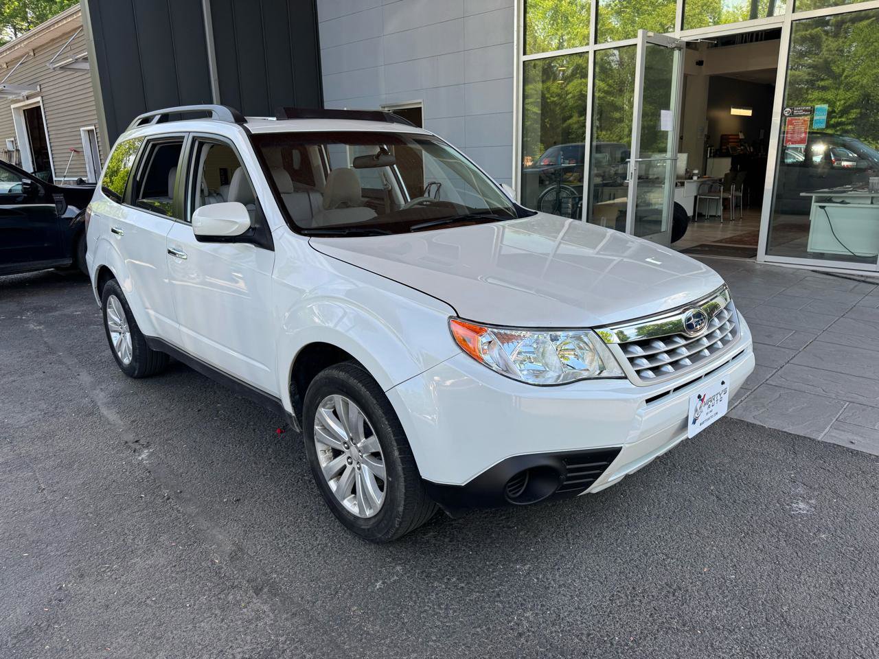 Used 2012 Subaru Forester 2.5X Premium AWD/4WD image 7