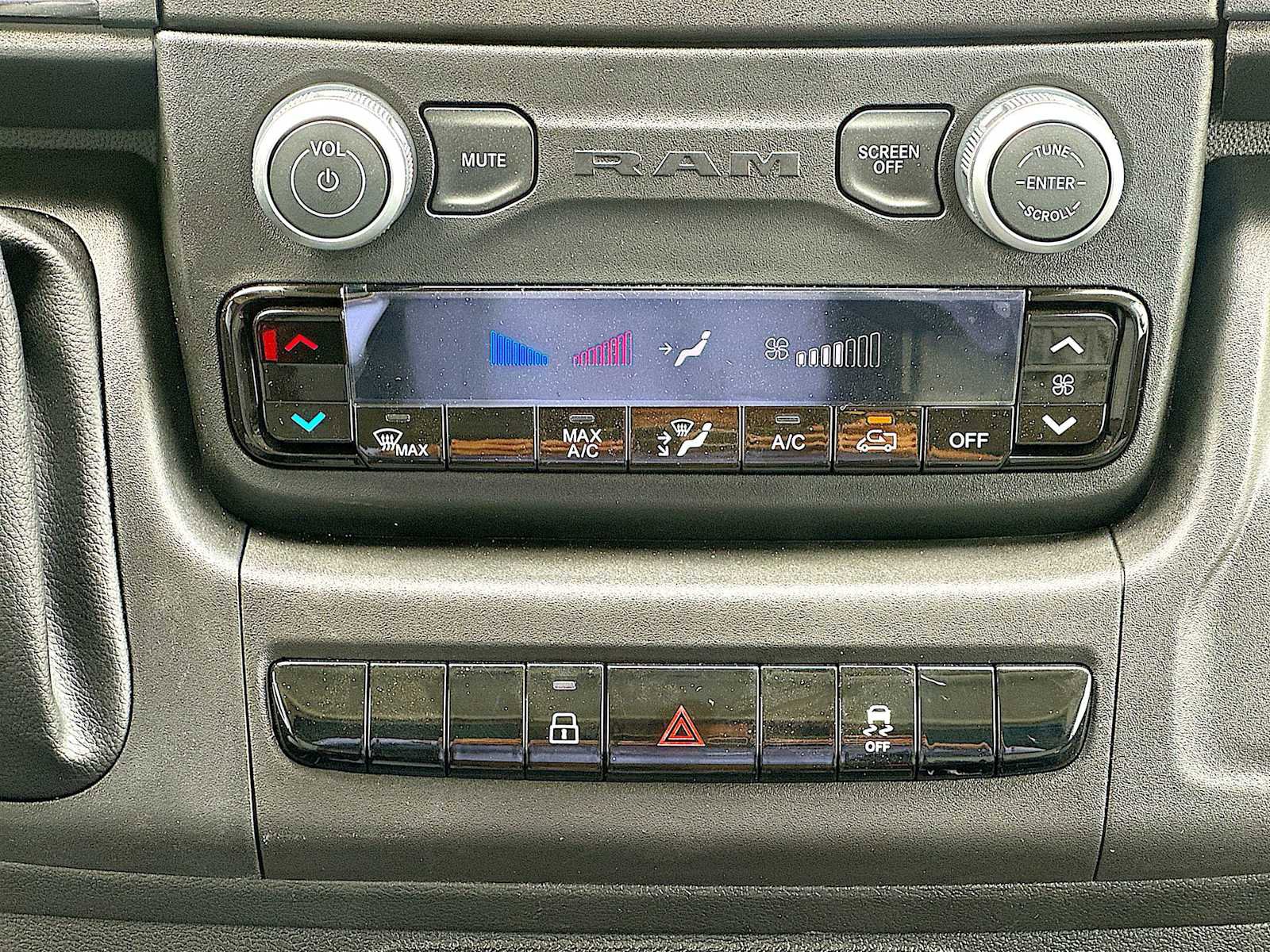 New 2026 RAM ProMaster 2500 FWD image 8