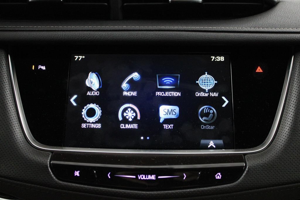 Used 2019 Cadillac XT5 FWD image 35