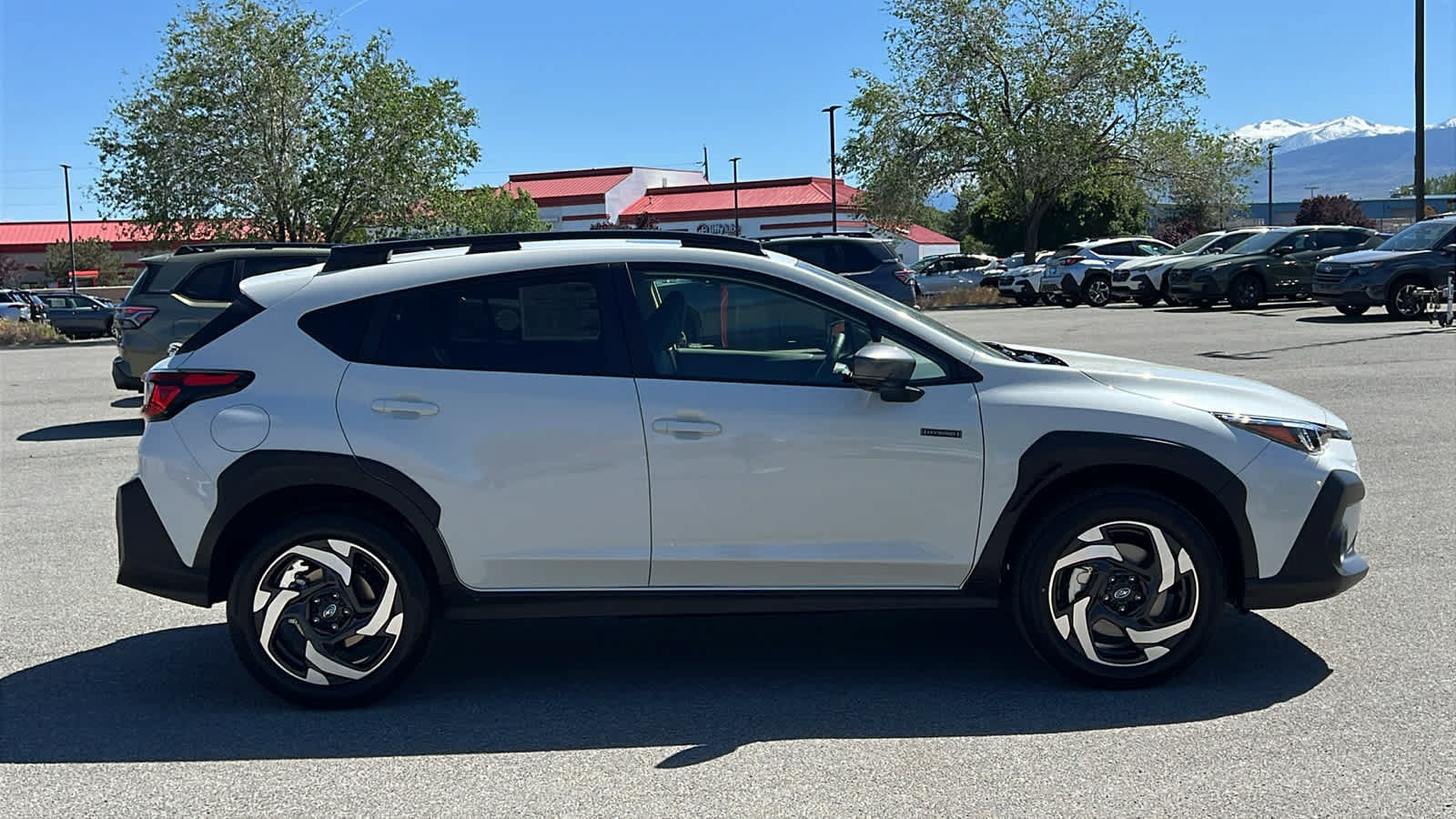 New 2026 Subaru Crosstrek 2.5i Limited w/ Crosstrek Mirror Package AWD/4WD image 4