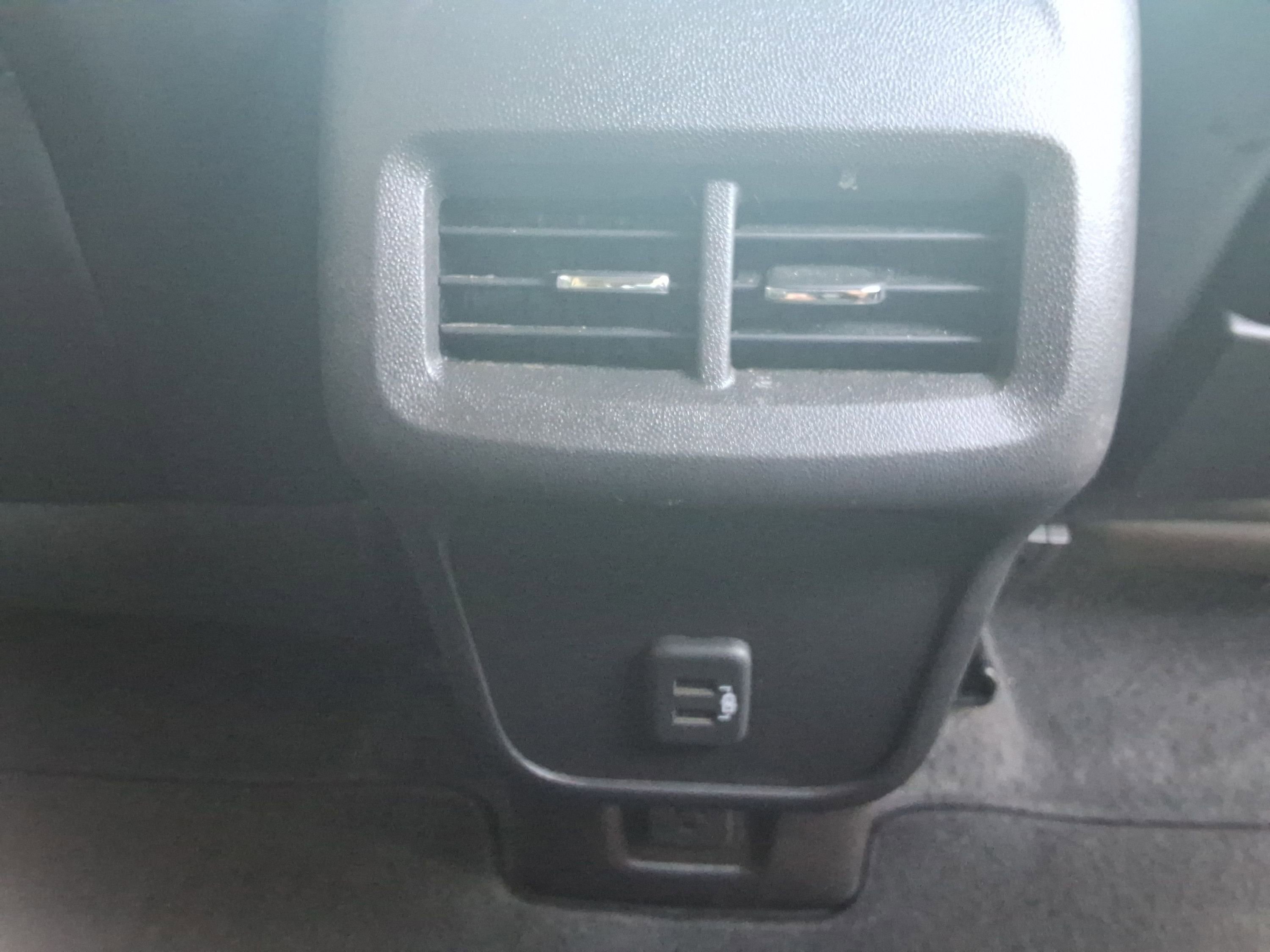 Used 2023 GMC Terrain AT4 image 23