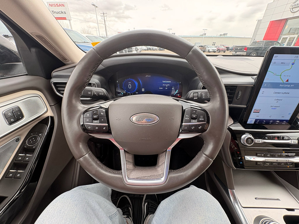 Used 2022 Ford Explorer Platinum w/ Equipment Group 601A image 23