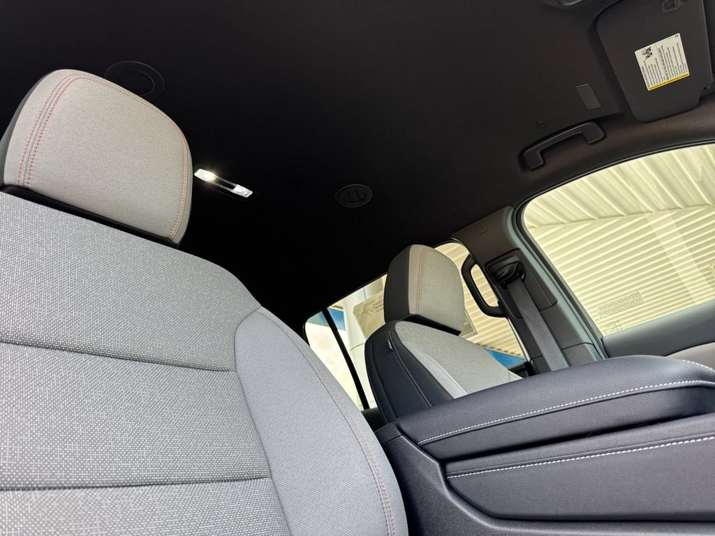 New 2026 Chevrolet Traverse LT FWD image 17