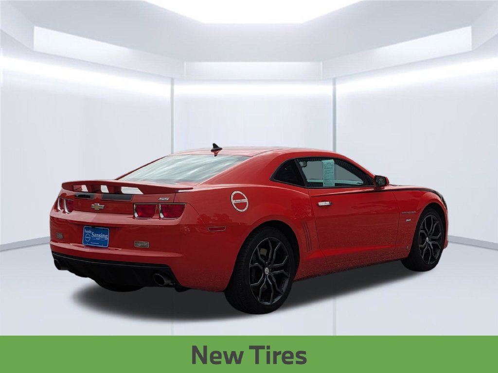 Used 2010 Chevrolet Camaro SS w/ RS Package RWD image 7