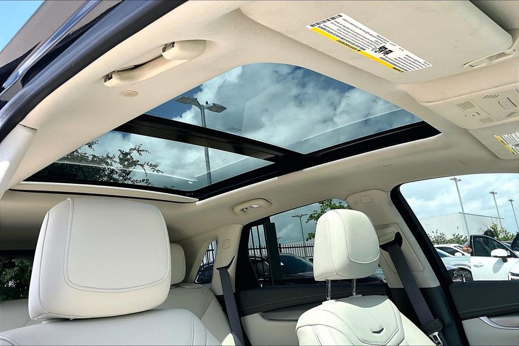 Used 2023 Cadillac XT5 Premium Luxury w/ Technology Package image 20